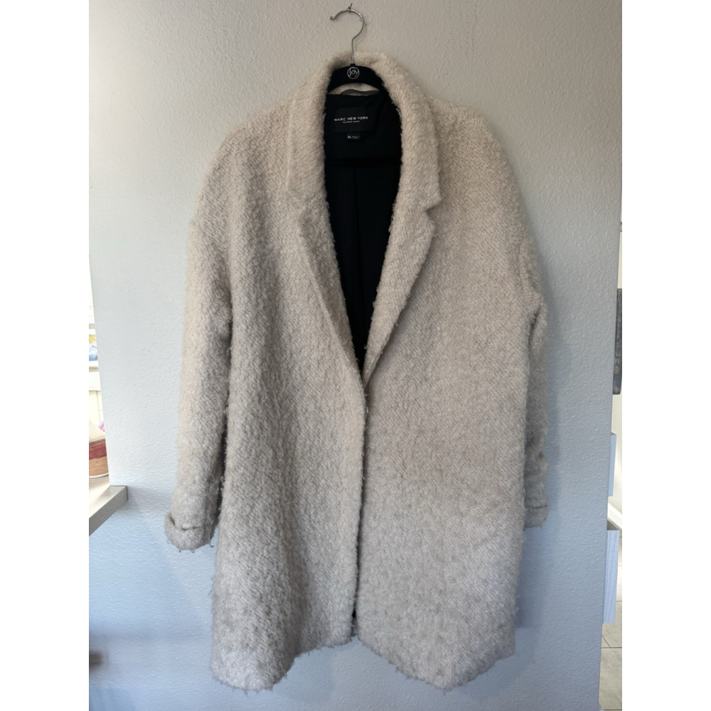 Andrew Marc Marc New York Boucle Teddy Coat Beige Oversized Womens XL Warm